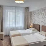 Hotel Atlas 3*